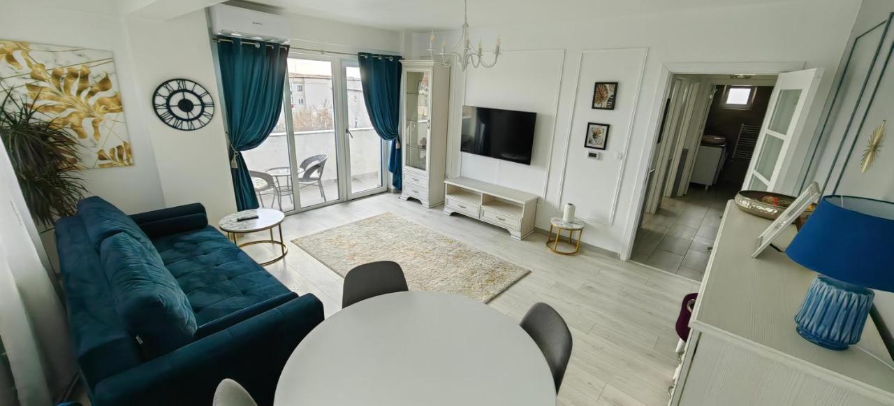 Apartament 1 Mai Bloc Nou-Self Check-In Craiova Dış mekan fotoğraf